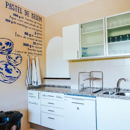 Help Yourself Hostels - Restelo-2